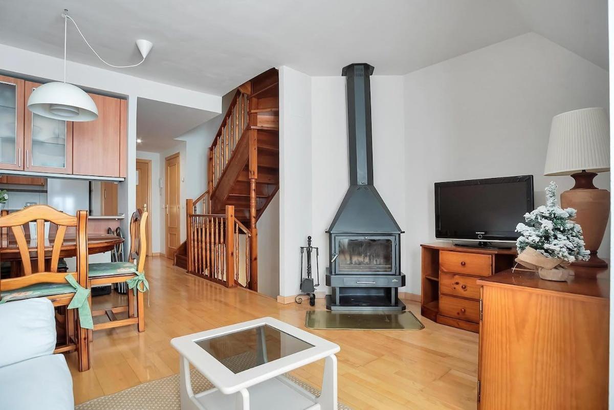 Holiday home Argualas - Duplex Piscina Y Buenas Vistas *